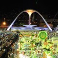 Il Carnevale a Rio de Janeiro nel Sambodromo.
