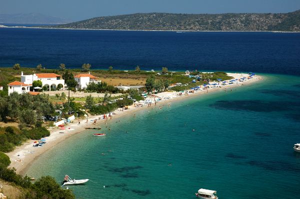 Spiaggia di Agios Dimitrios sull'isola di Alonissos.