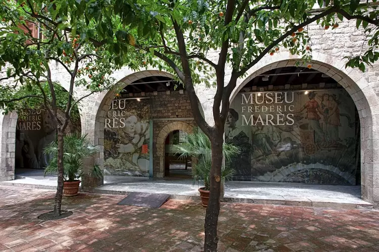Il Museo Frederic Mares nel Palazzo dei Conti di Barcellona.