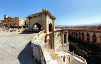 Cagliari, il bastione di Saint Remy.