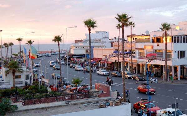 Vista sul viale La Corniche a Casablanca.