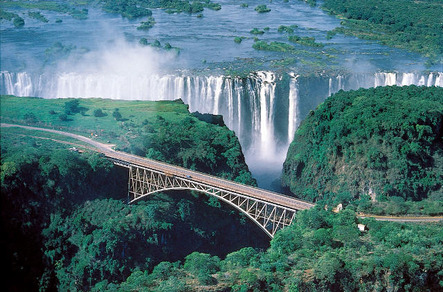 Cascate Vittoria fra Zambia e Zimbabwe.