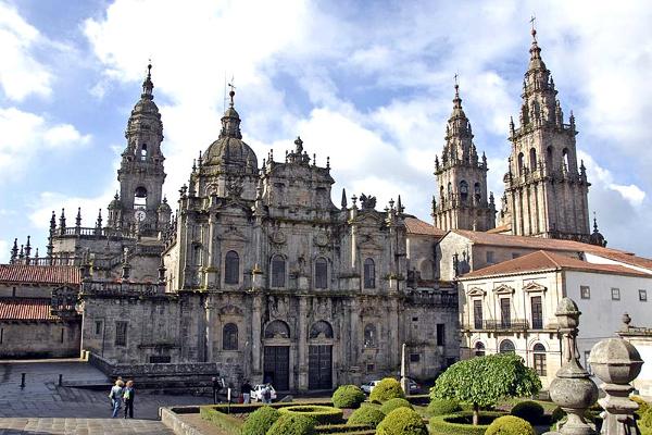 La Cattedrale di Santiago de Compostela in Spagna.