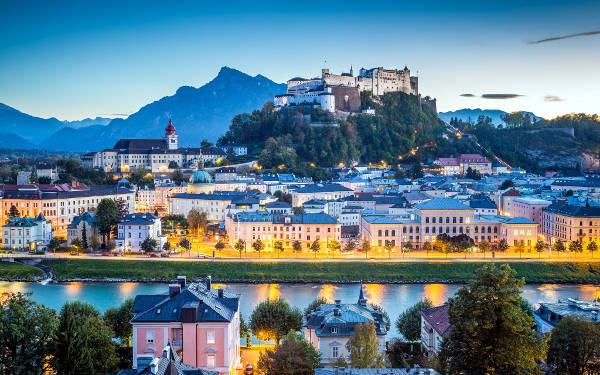 La fortezza di Salisburgo Hohensalzburg che domina la città.