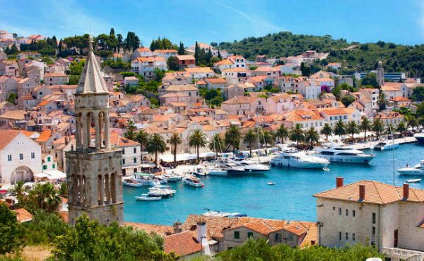Porto dell'isola di Hvar in Croazia.
