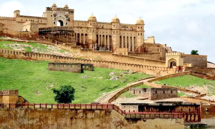 Amber Fort è uno dei luoghi principali da vedere a Jaipur.