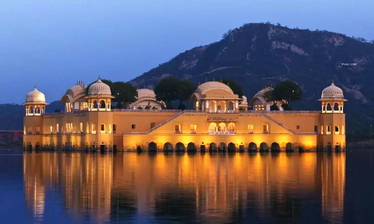 Jal Mahal, il palazzo dell'acqua a Jaipur.