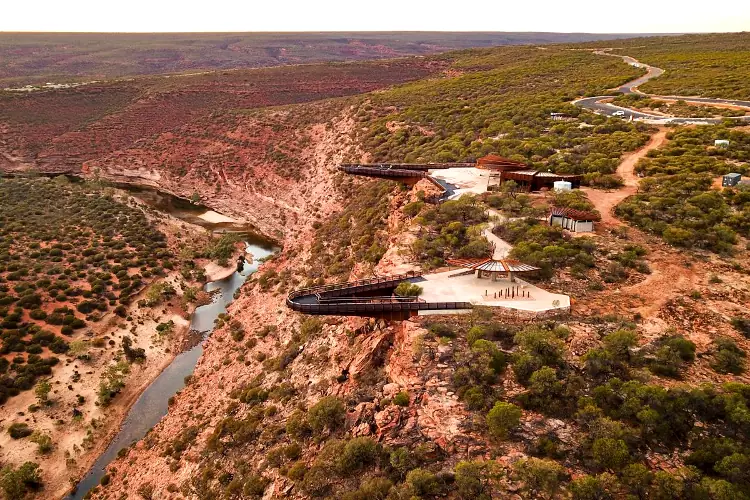 "Skywalk" che si affacciano su una gola del  Parco Nazionale di Kalbarri.