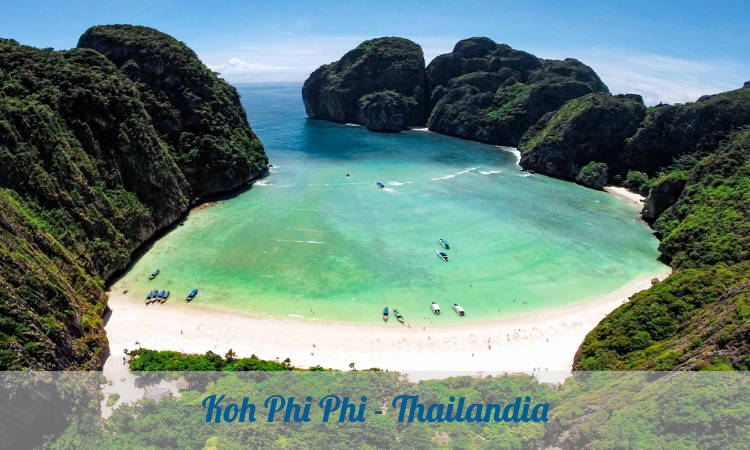 Maya Beach, la spiaggia più fotografata in thailandia su Koh Phi Phi.