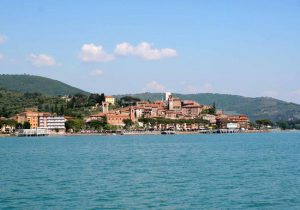 Passignano sul Trasimeno, vista del borgo.