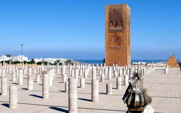 La Torre di Hassan è uno dei simboli nazionali del Marocco.