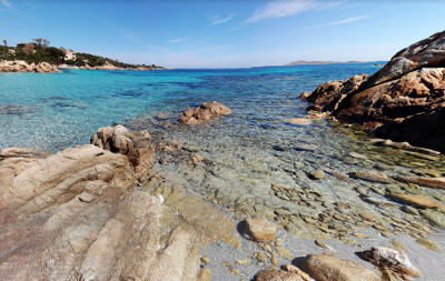 La spiaggia di Capriccioli in costa Smeralda, Sardegna nord-est.