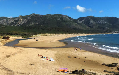 La spiaggia di Portixeddu in Sardegna sulla Costa Verde.