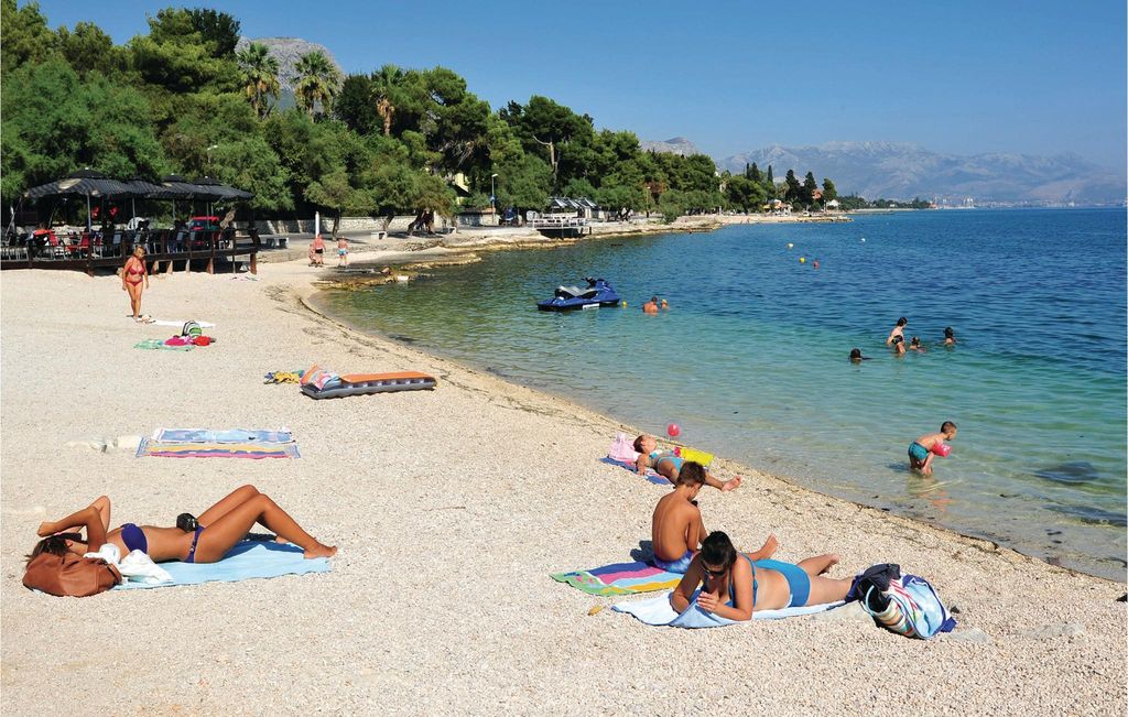 spiaggia a Kastel Stari vicino Spalato.