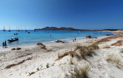 Spiaggia di Porto Zafferano in Sardegna.