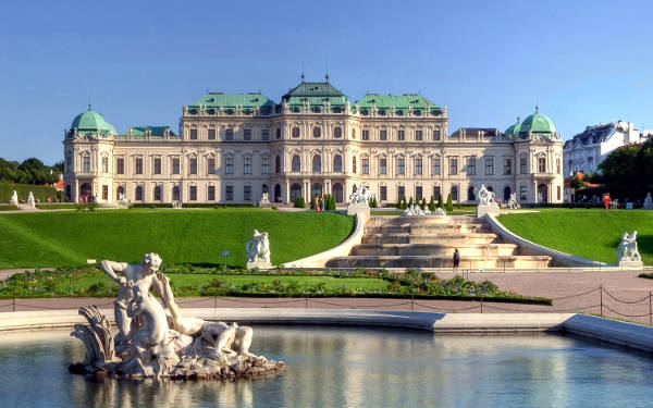 Uno dei luoghi da vedere a Vienna, il Palazzo Belvedere.